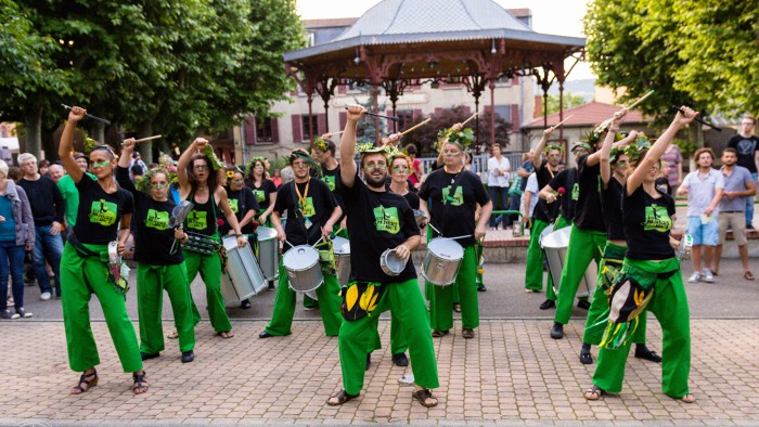 les percussionnistes des Mauvaises Graines